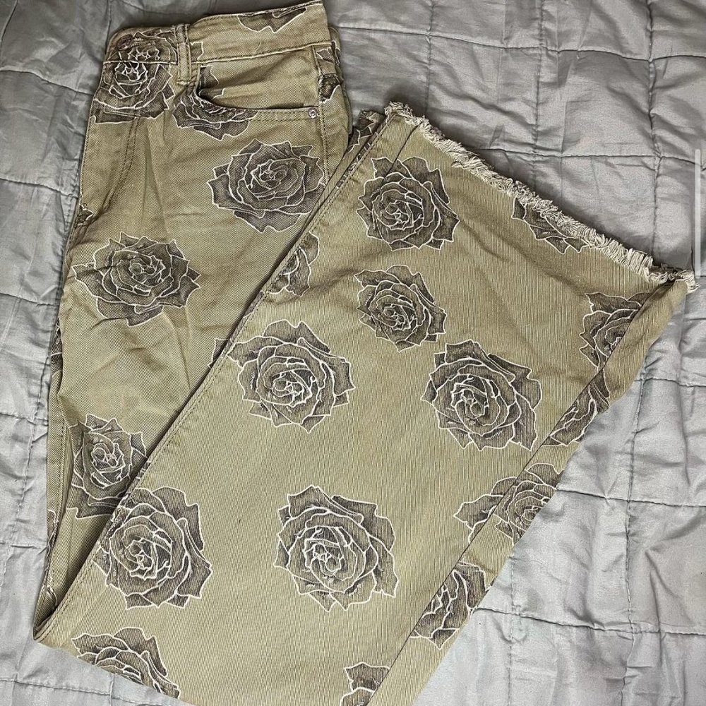 green flowers denim pants